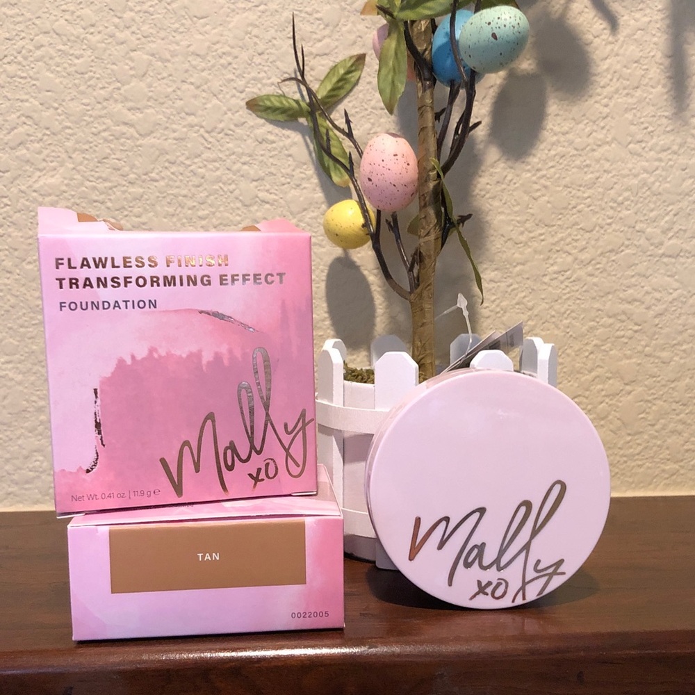Mally Beauty Flawless Finish Transforming Effect Foundation - Tan